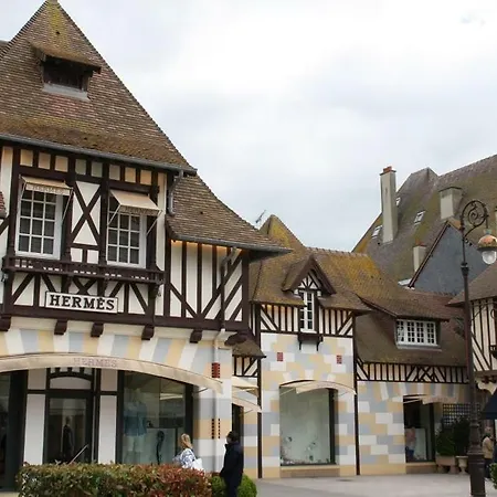 A Dans Triangle D'or Apartment *